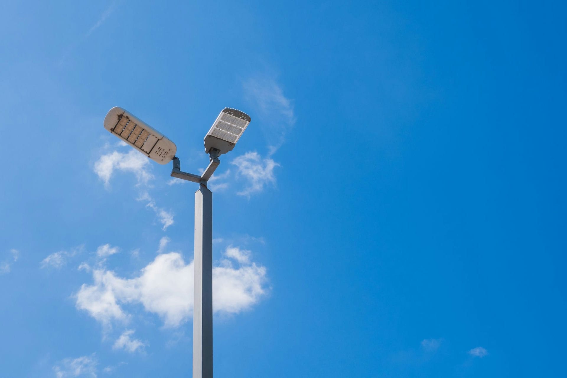 what type of light is used for street light3