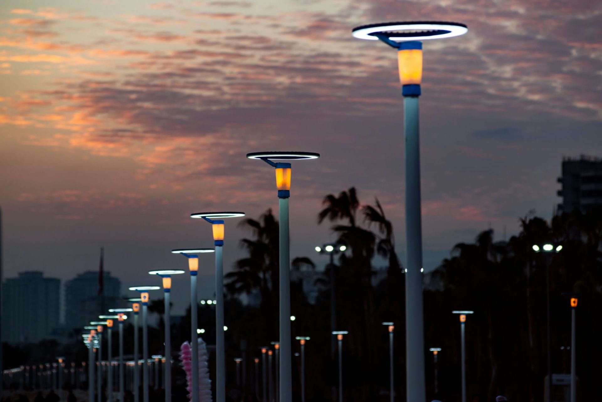 what type of light is used for street light1